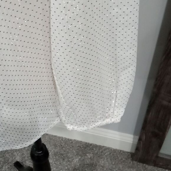 Banana Republic Factory shirred yoke Shine blouse off white w dot size S… - Picture 3 of 4